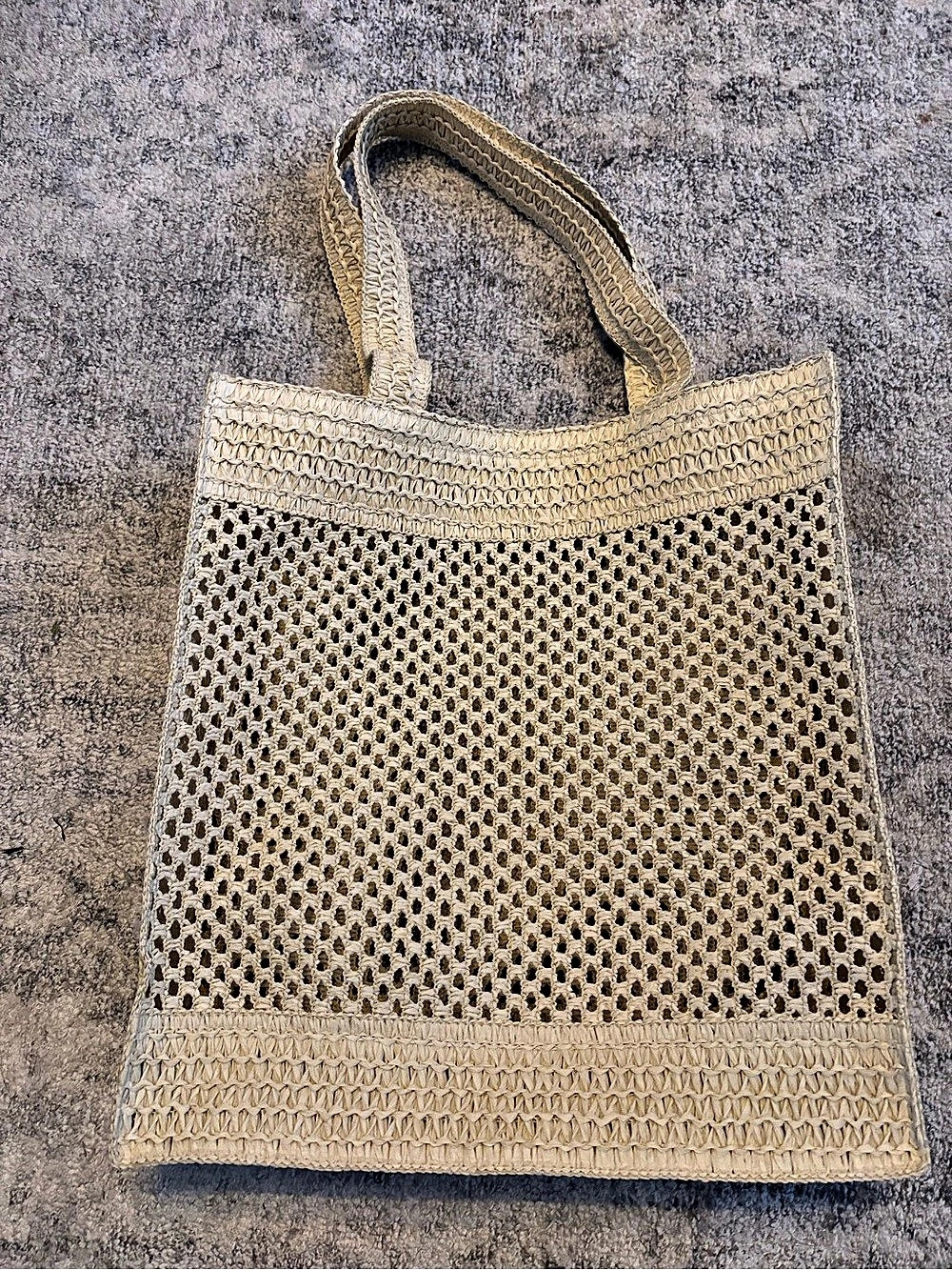 Woven Tote Bag in Beige Like New